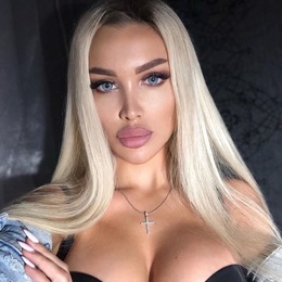 Шлюха Аврора 47086