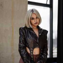 Шлюха Алиса 79606